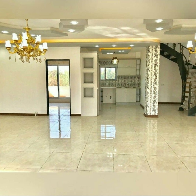 فروش خانه ویلایی ۲۵۰ متری