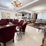 آپارتمان ۱۸۰متری طبقه اول